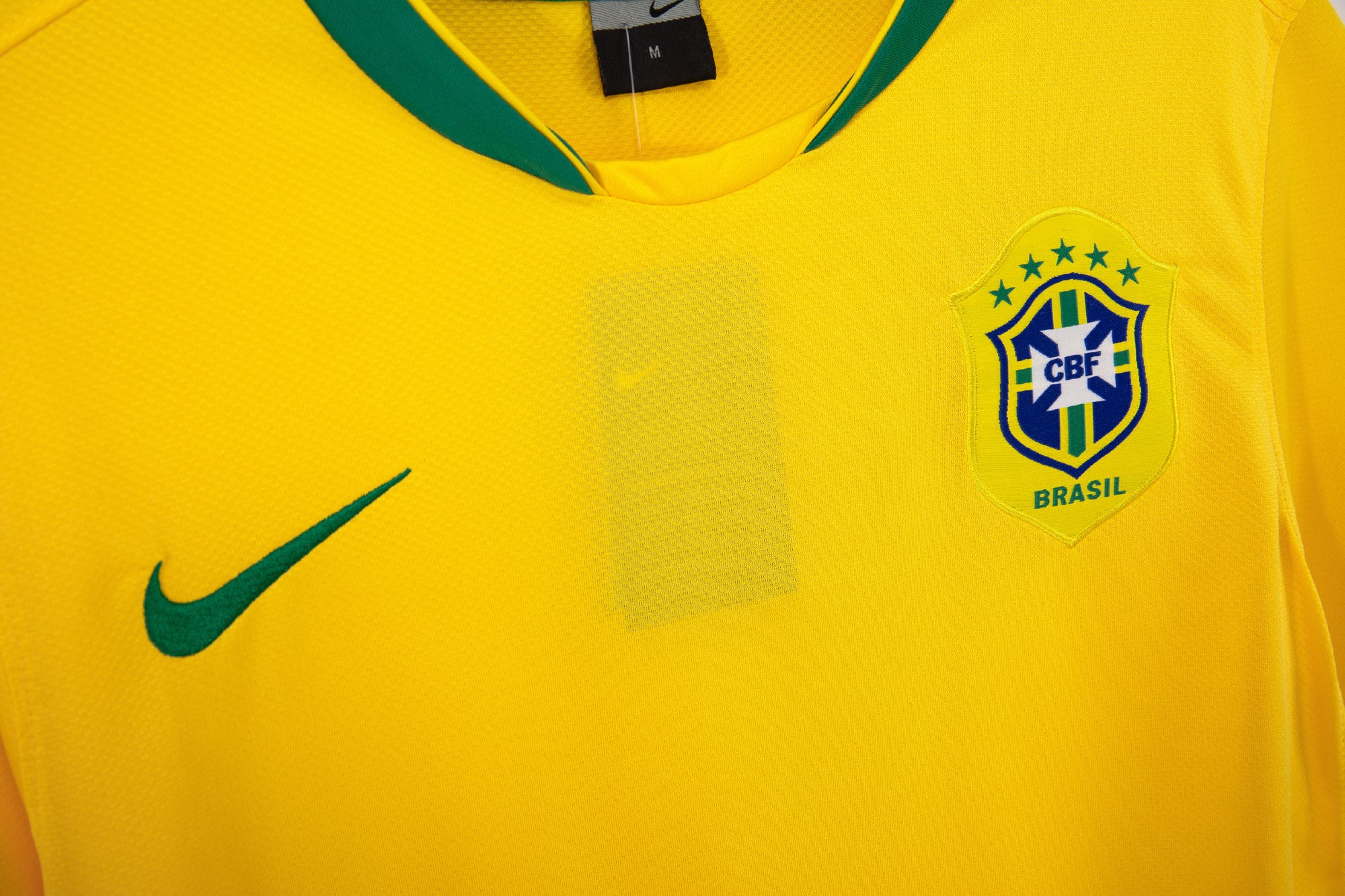 Brasil 1ra Equipación 2006