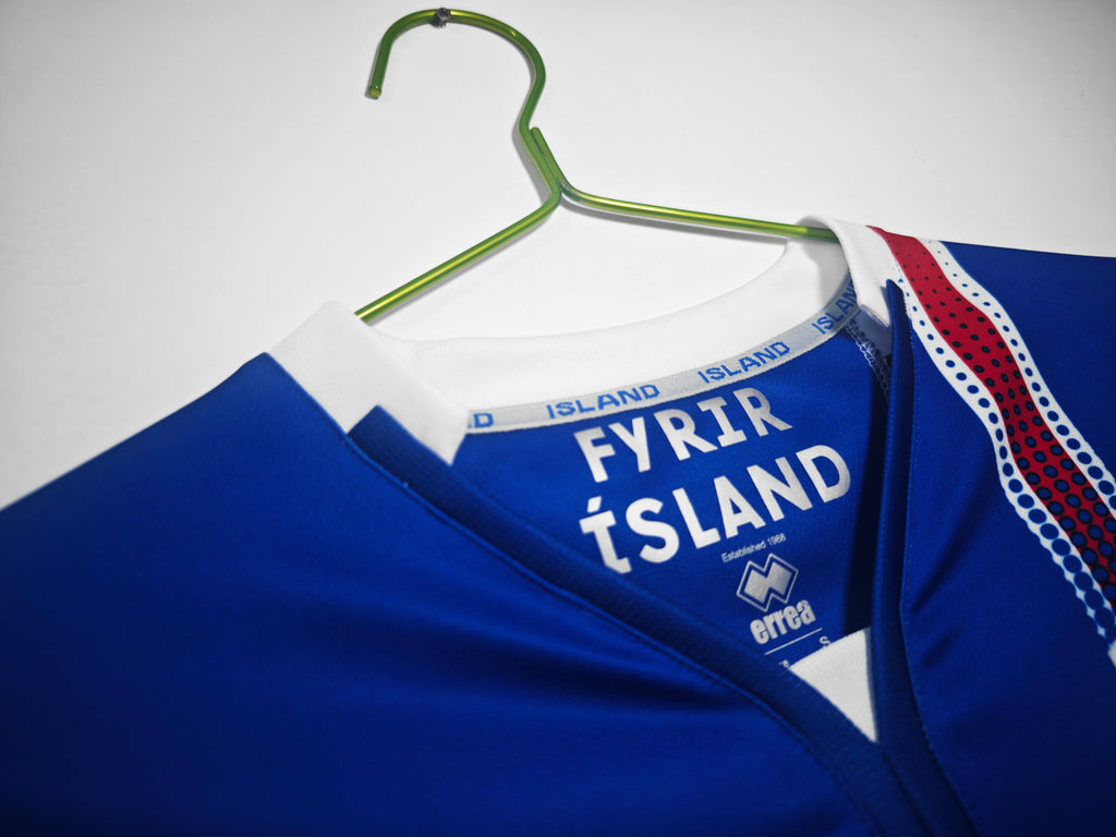 Islandia 1ra Equipación 2016