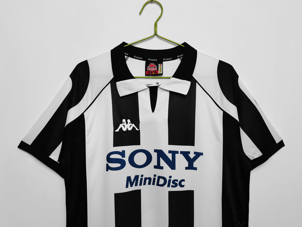 Juventus 1ra Equipación 1997/98