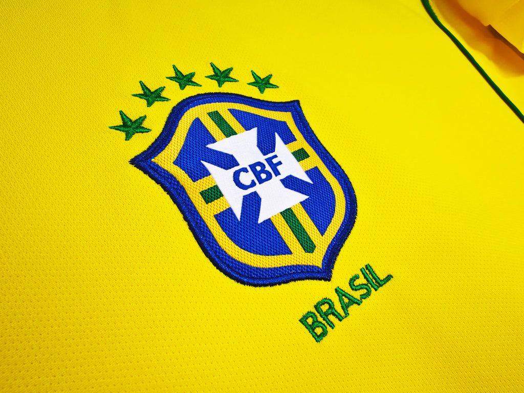 Brasil 1ra Equipación 2004