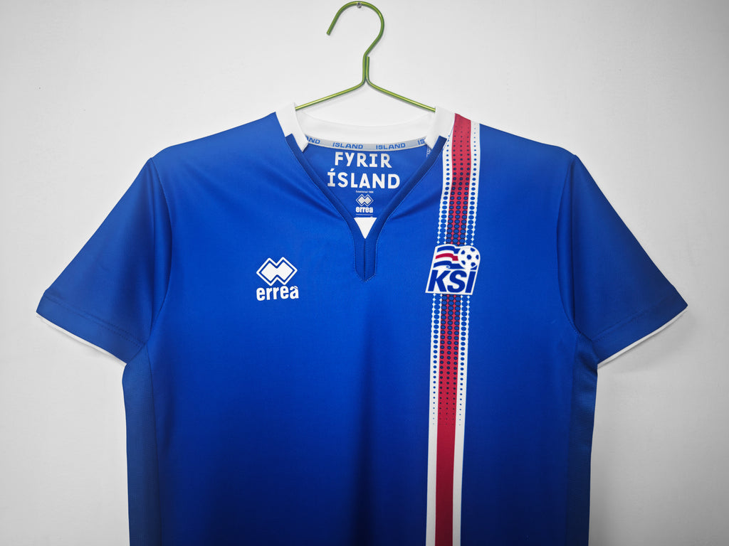 Islandia 1ra Equipación 2016