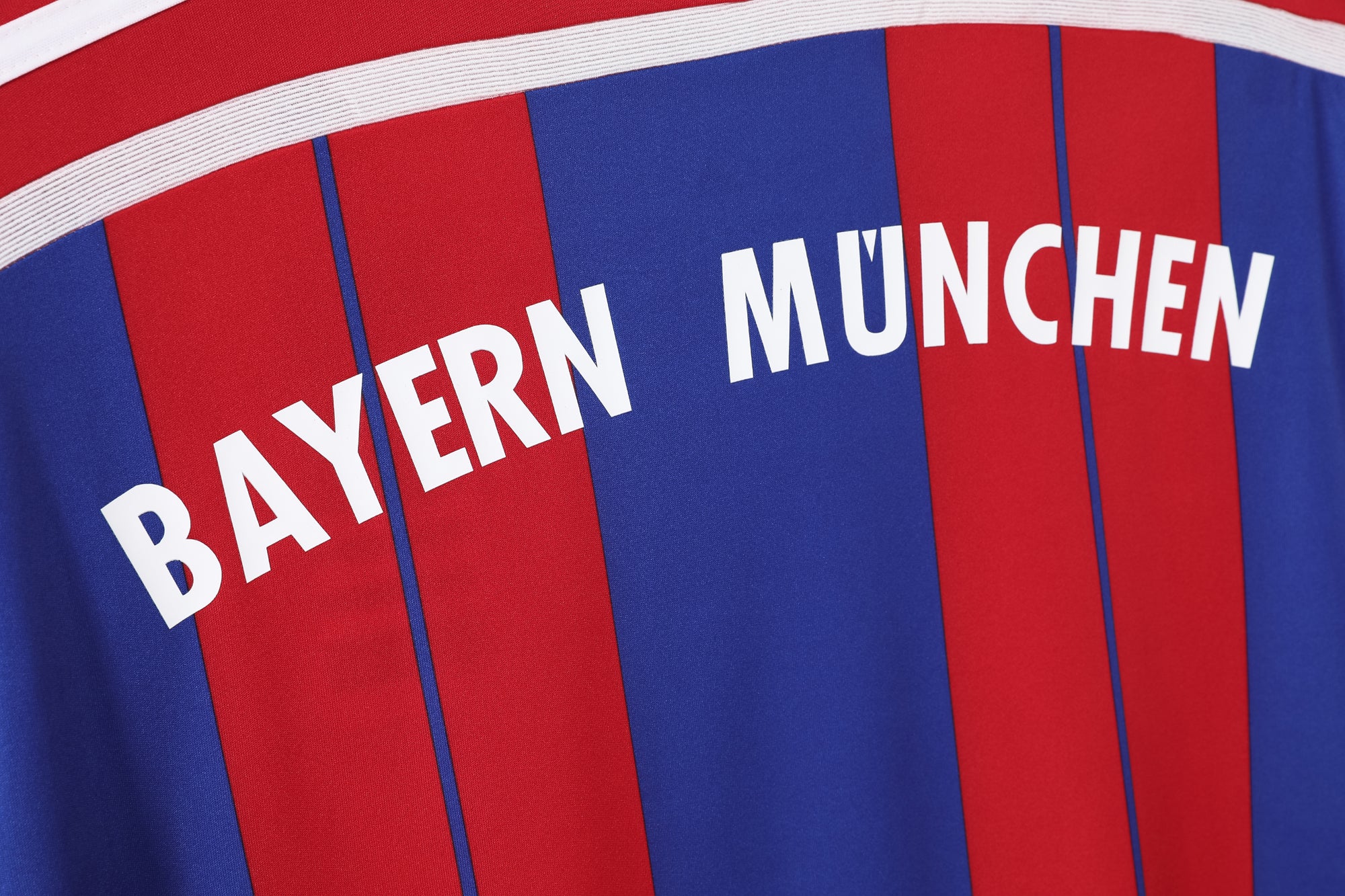 Bayern de Múnich 1ra Equipación 2014/15