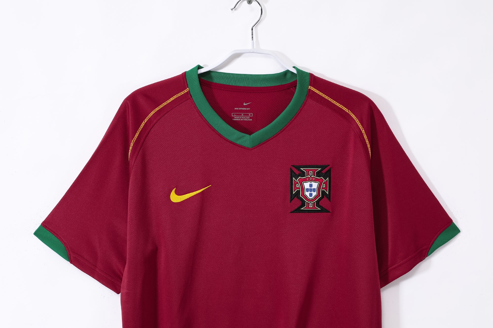 Portugal 1ra Equipación 2006