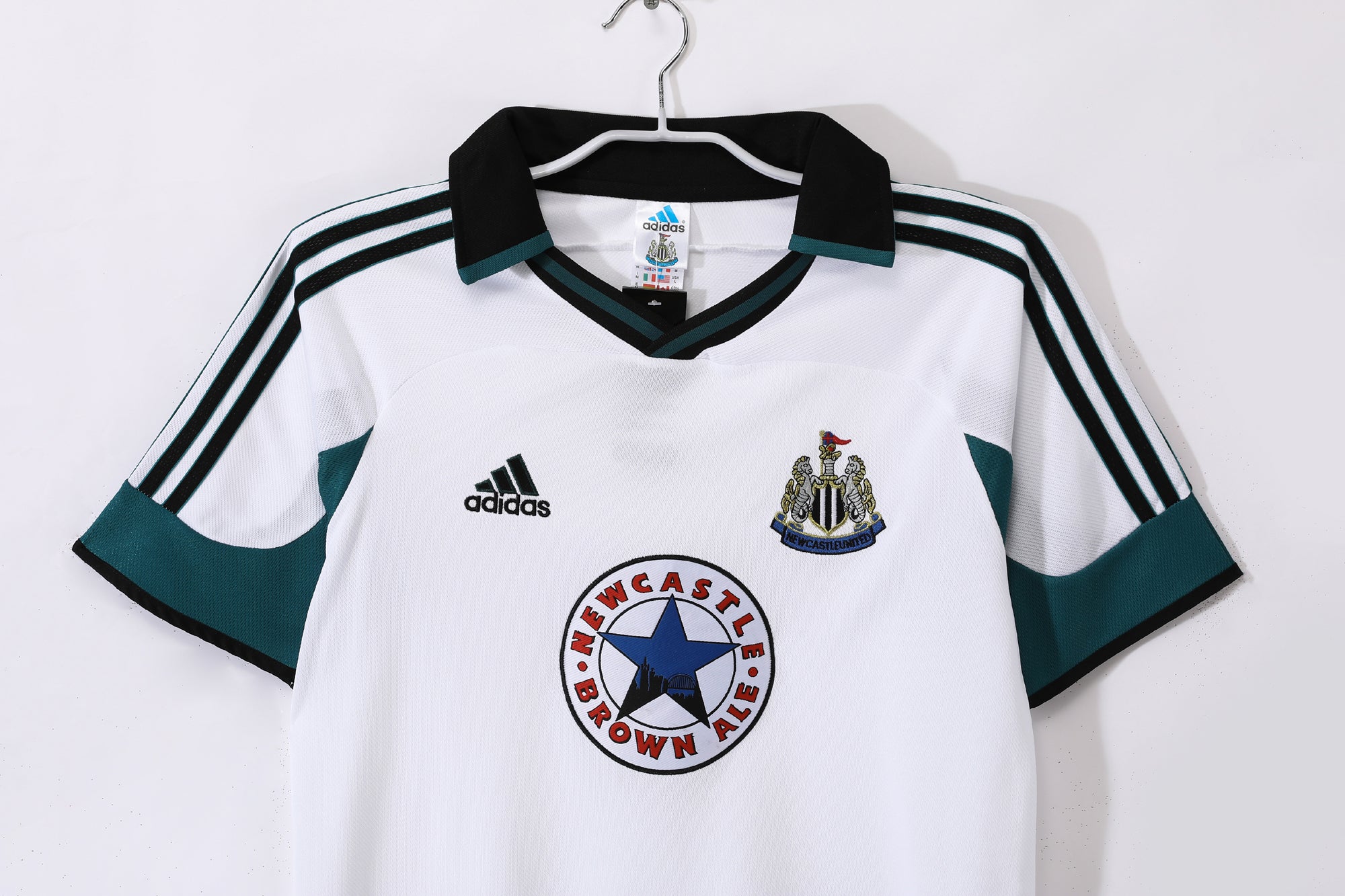 Newcastle 2da Equipación 1999/00