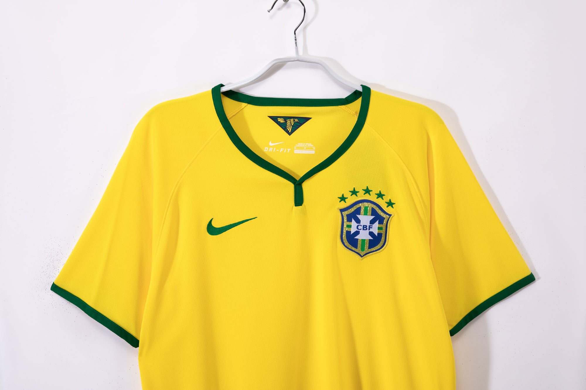 Brasil 1ra Equipación 2014