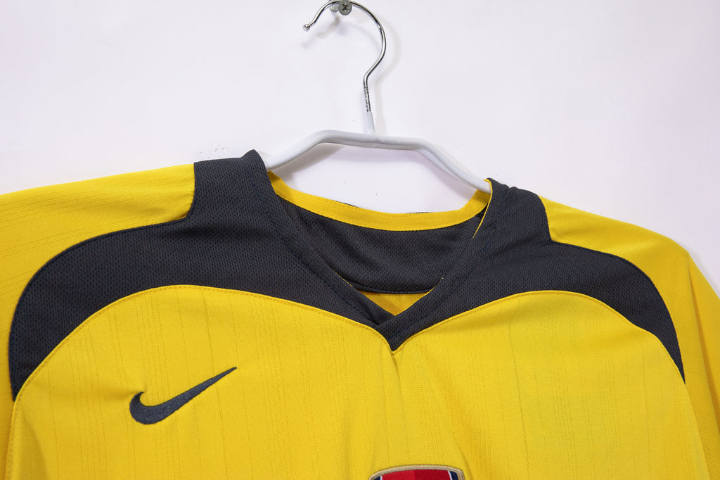 Arsenal 2da Equipación 2005/06