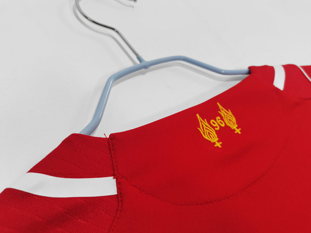 Liverpool 1ra Equipación 2014/15