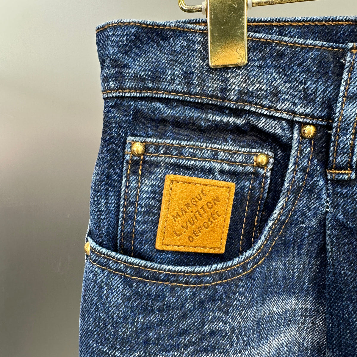 Louis Vuitton Pleated Front Baggy Denim Trousers – Medium Indigo Wash