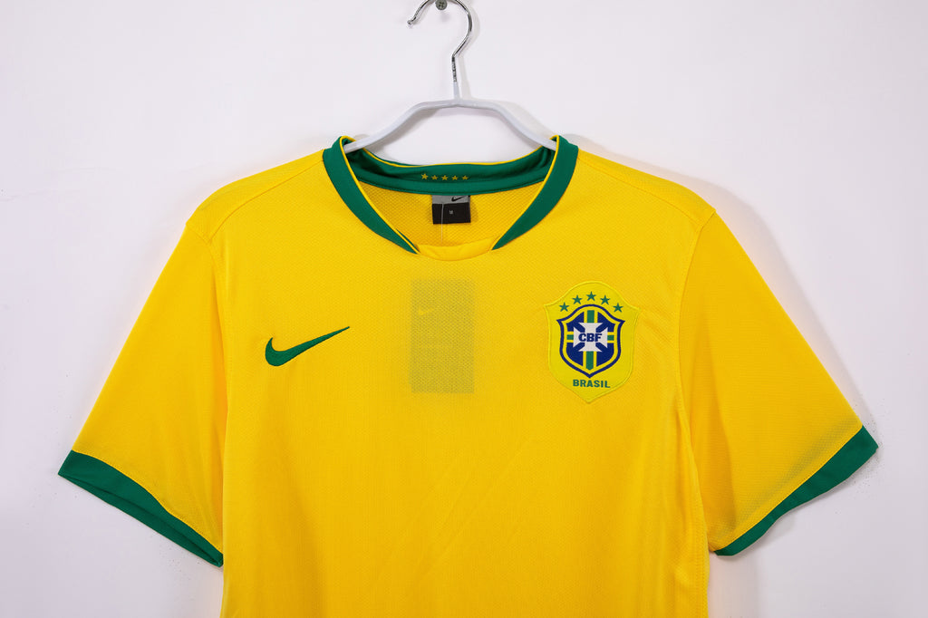 Brasil 1ra Equipación 2006