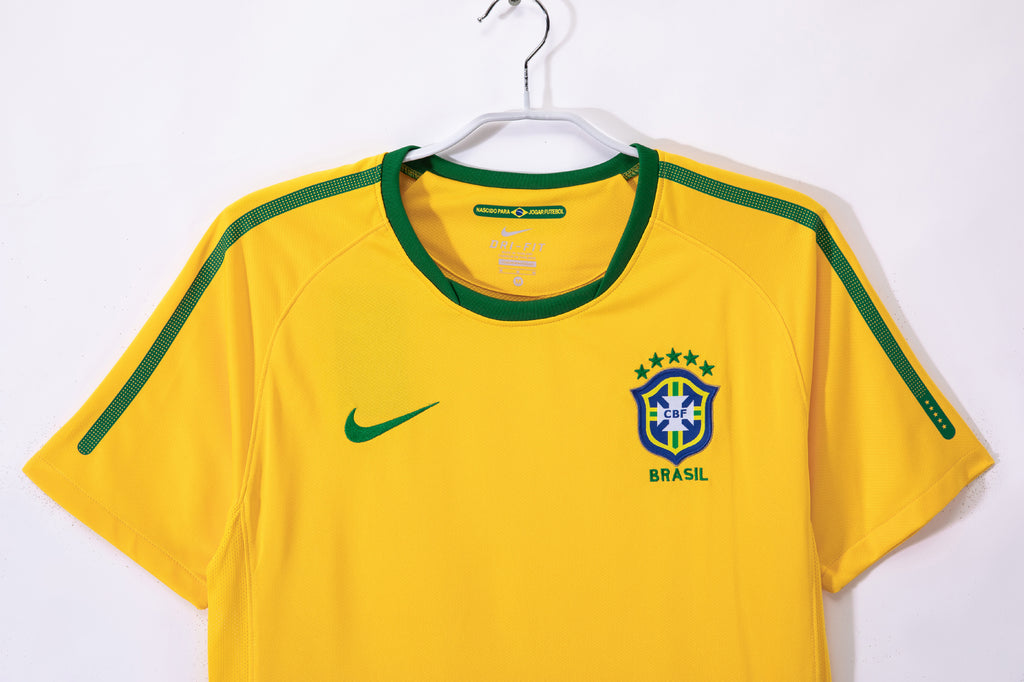 Brasil 1ra Equipación 2010