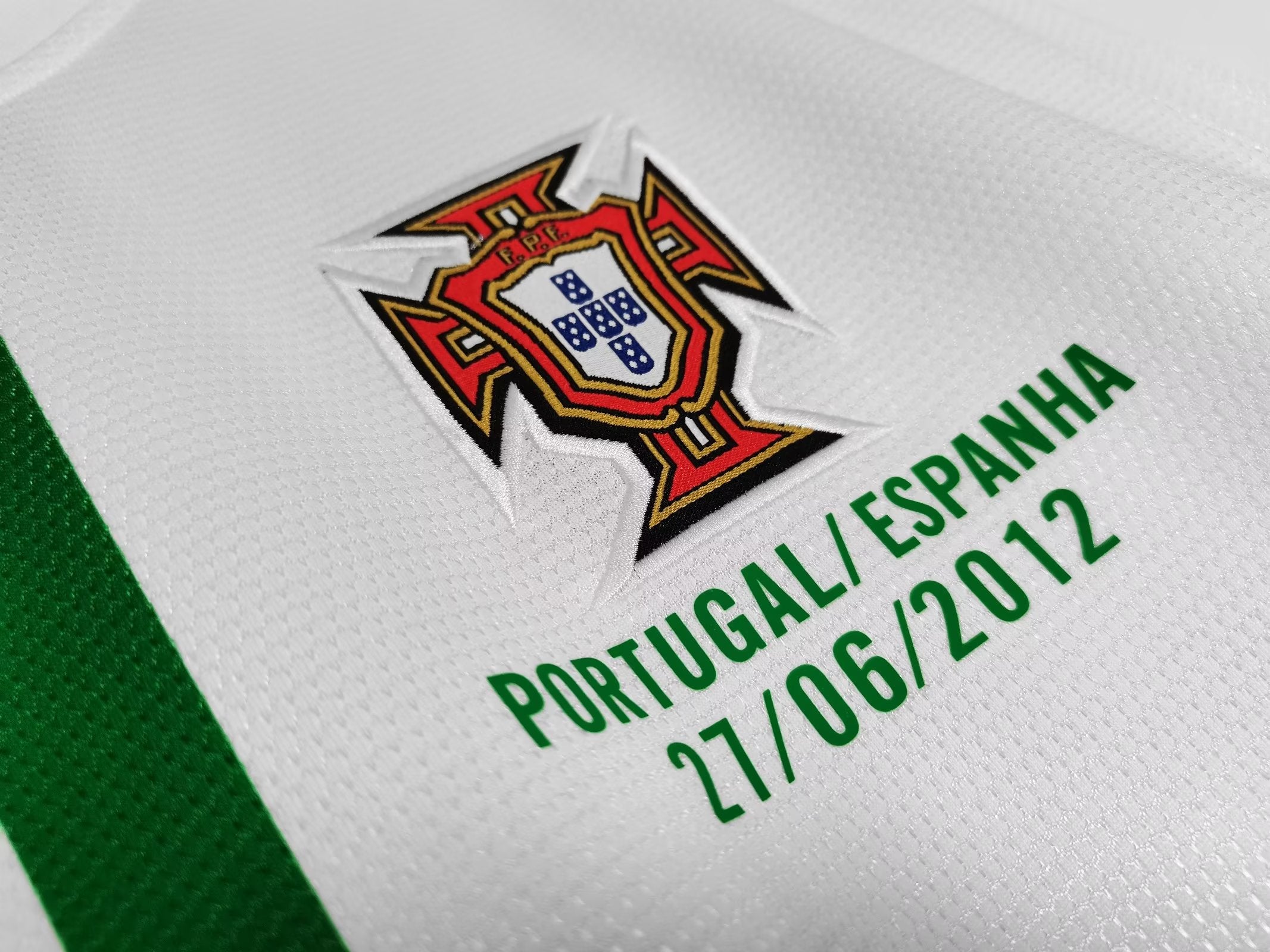 Portugal 2da Equipación 2012 Manga Larga