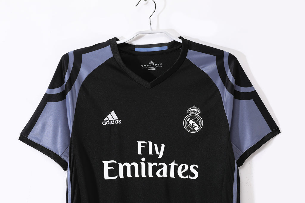 Real Madrid 3ra Equipación 2016/17