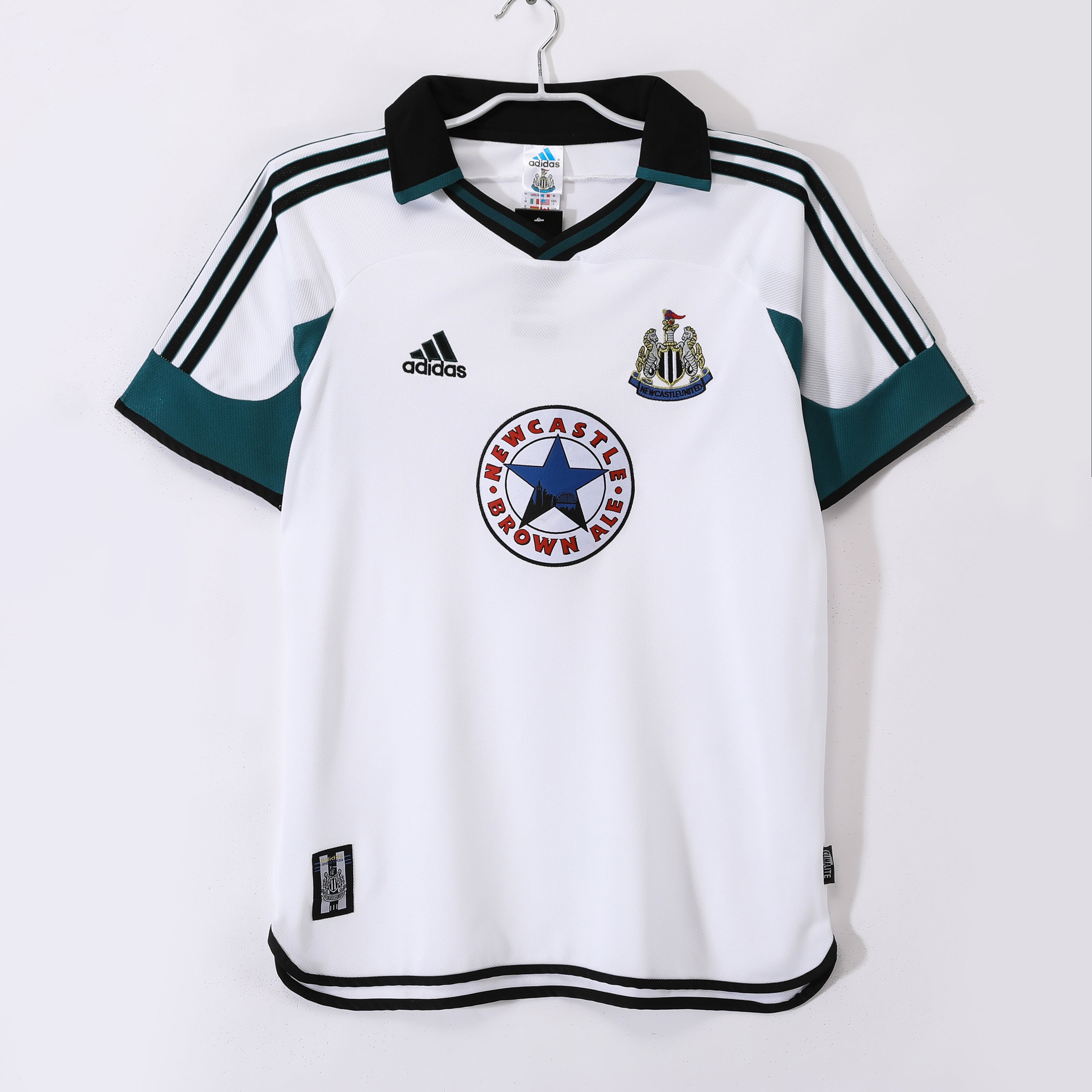 Newcastle 2da Equipación 1999/00