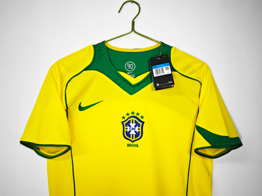 Brasil 1ra Equipación 2004