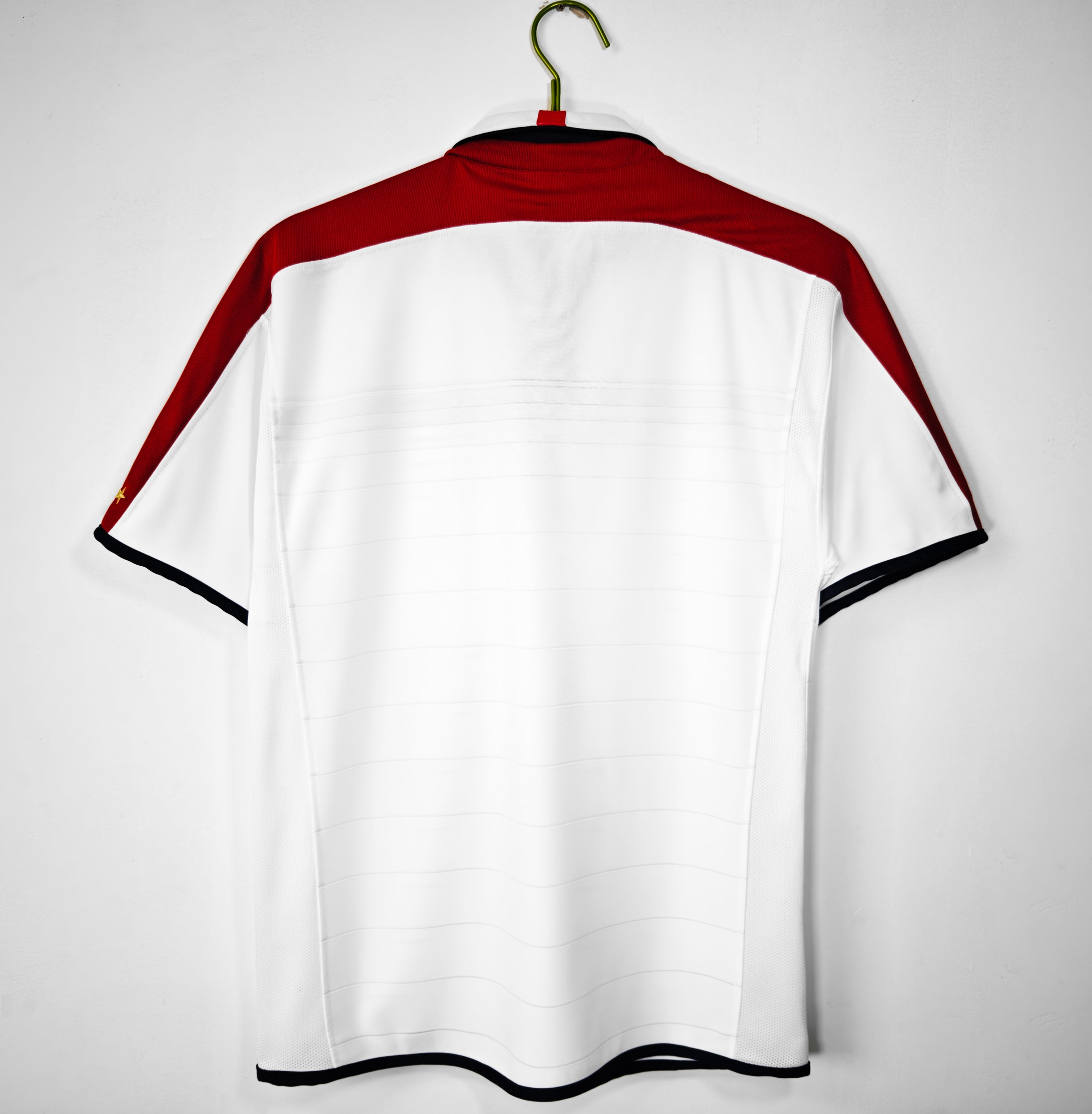 Inglaterra 1ra Equipación 2004