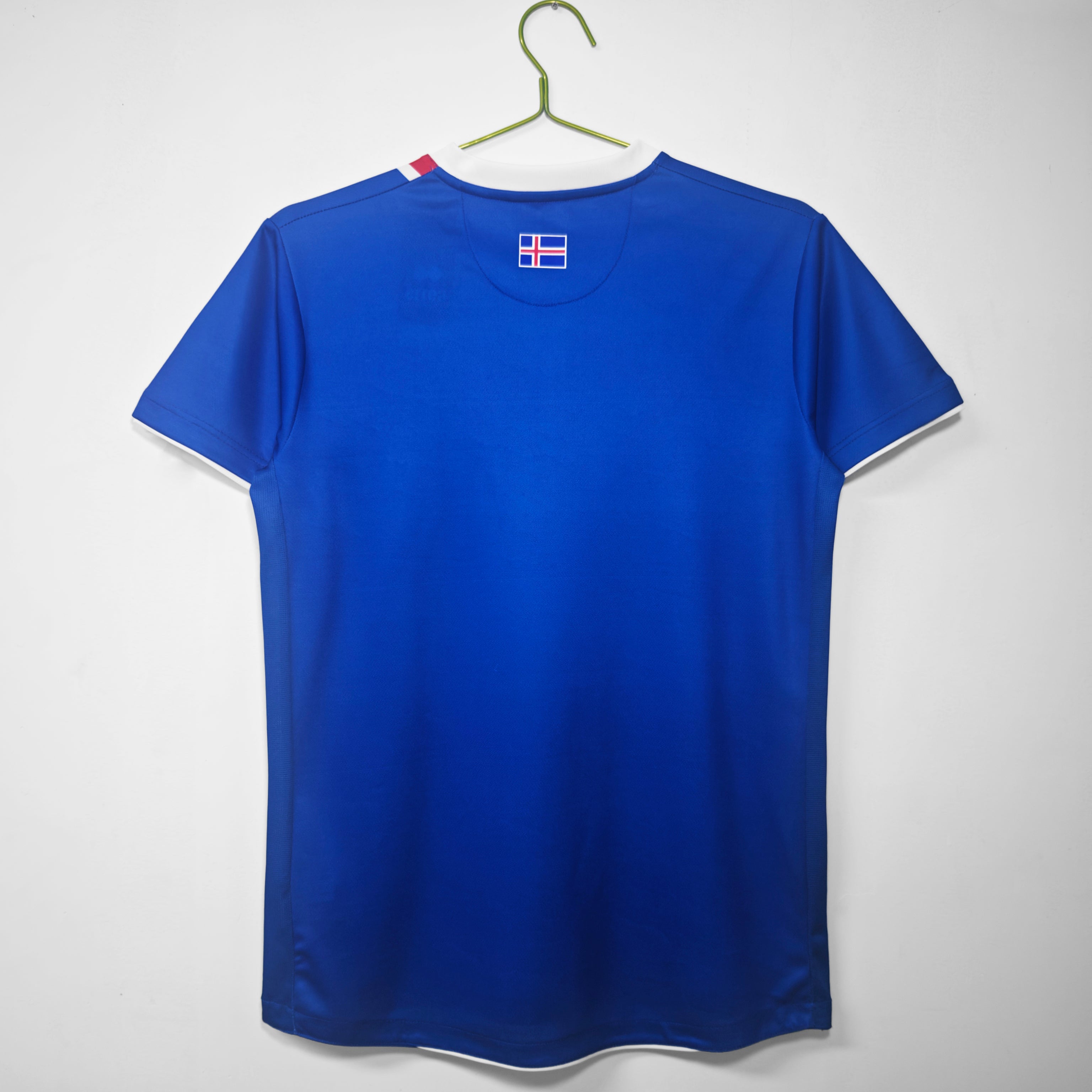 Islandia 1ra Equipación 2016