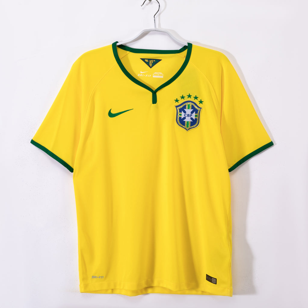 Brasil 1ra Equipación 2014