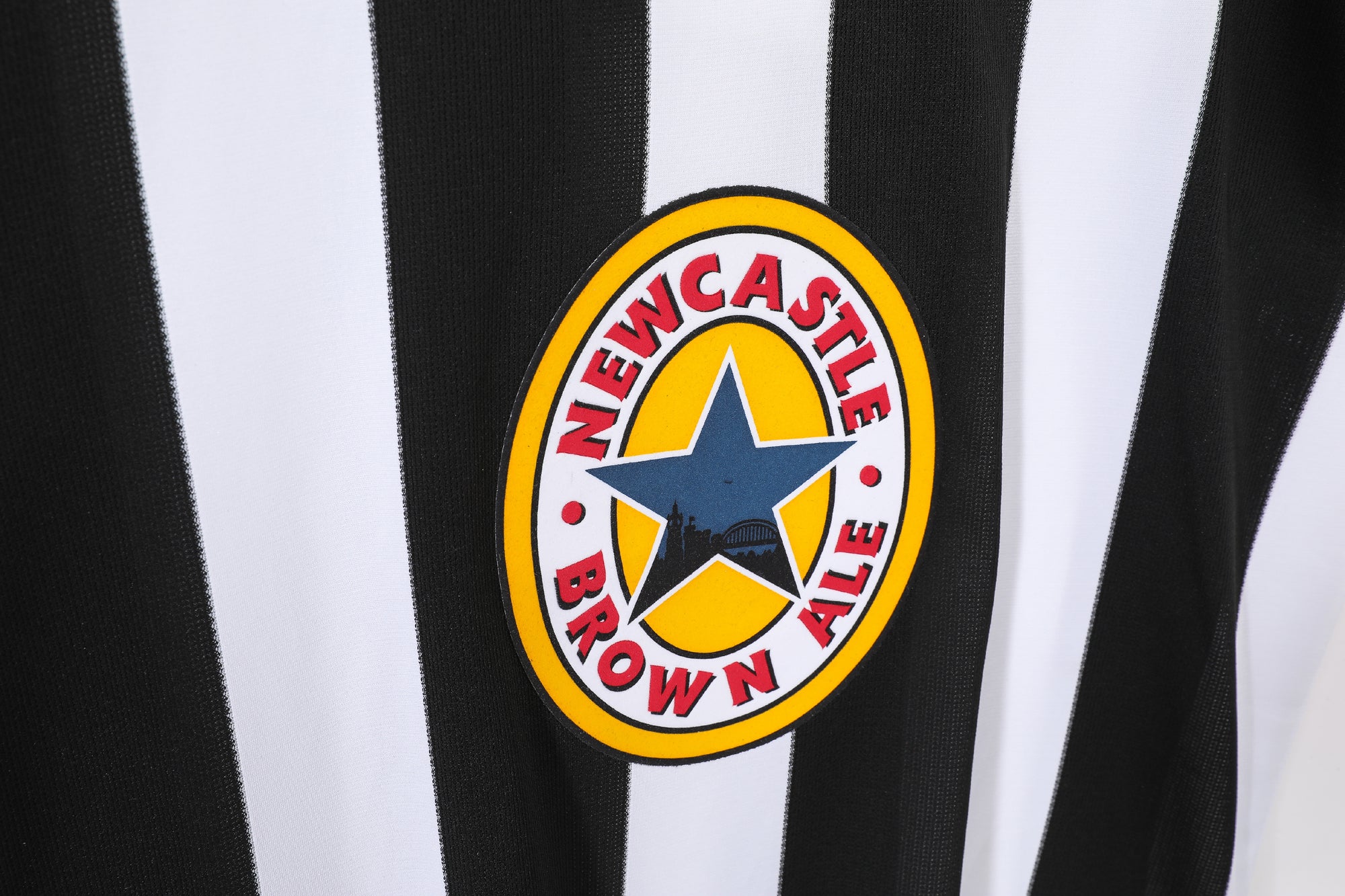 Newcastle 1ra Equipación 1995/96