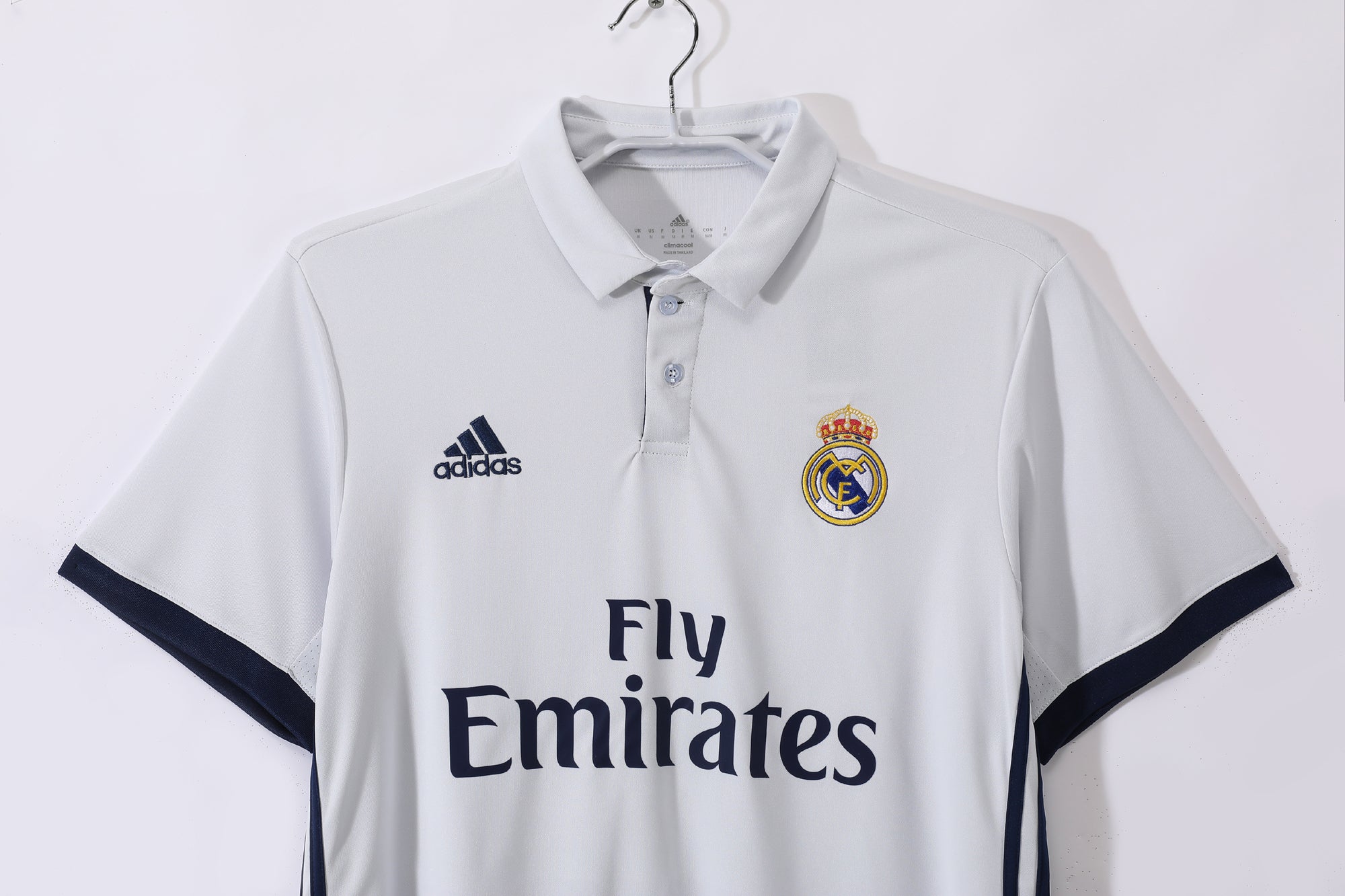Real Madrid 1ra Equipación 2016/17