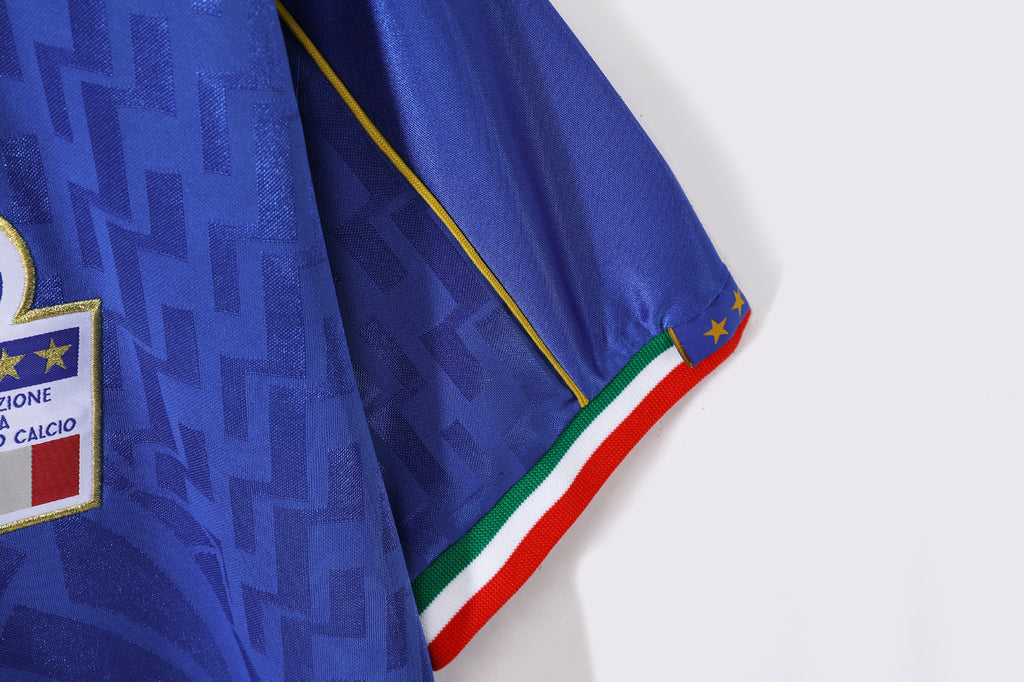 Italia 1ra Equipación 1995
