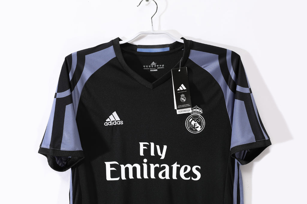 Real Madrid 3ra Equipación 2016/17