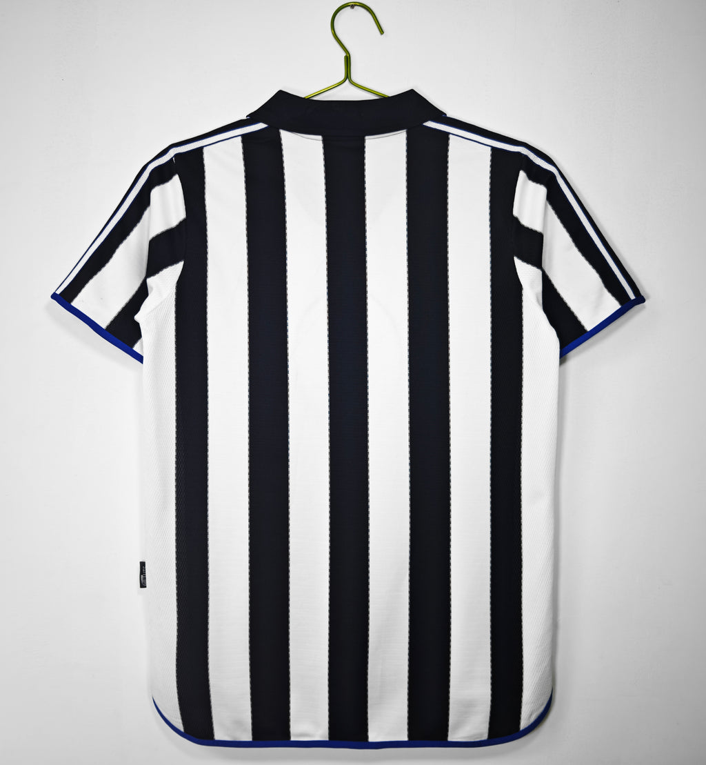 Newcastle 1ra Equipación 1999/00