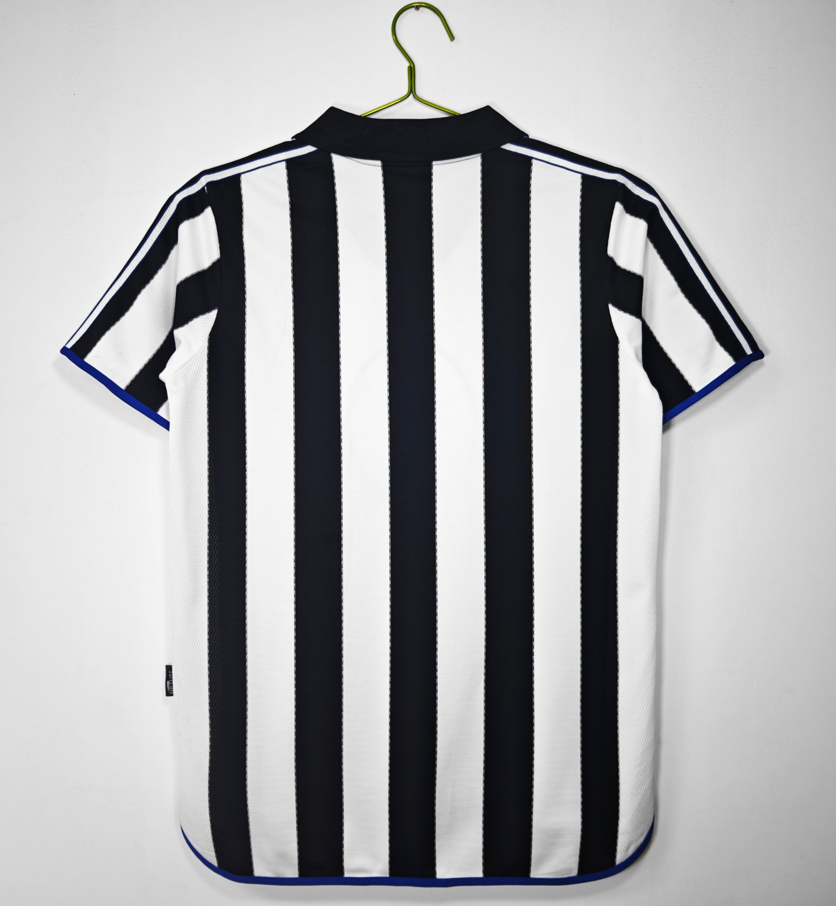 Newcastle 1ra Equipación 1999/00