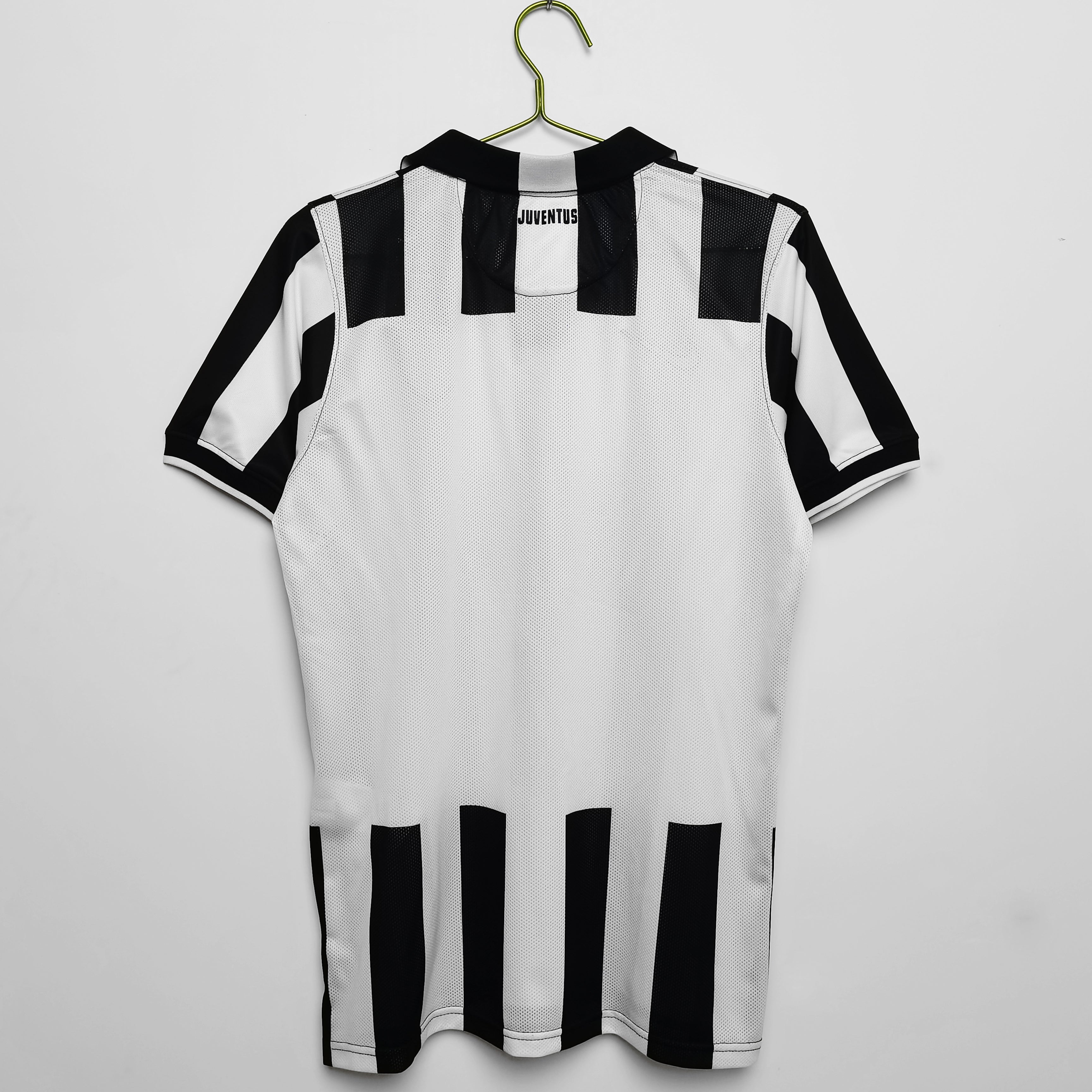 Juventus 1ra Equipación 2014/15