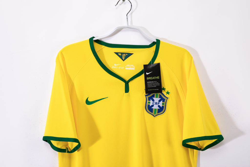 Brasil 1ra Equipación 2014