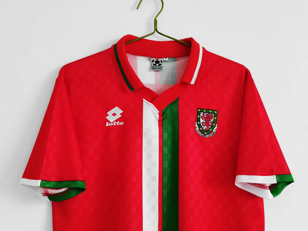Gales 1ra Equipación 1996